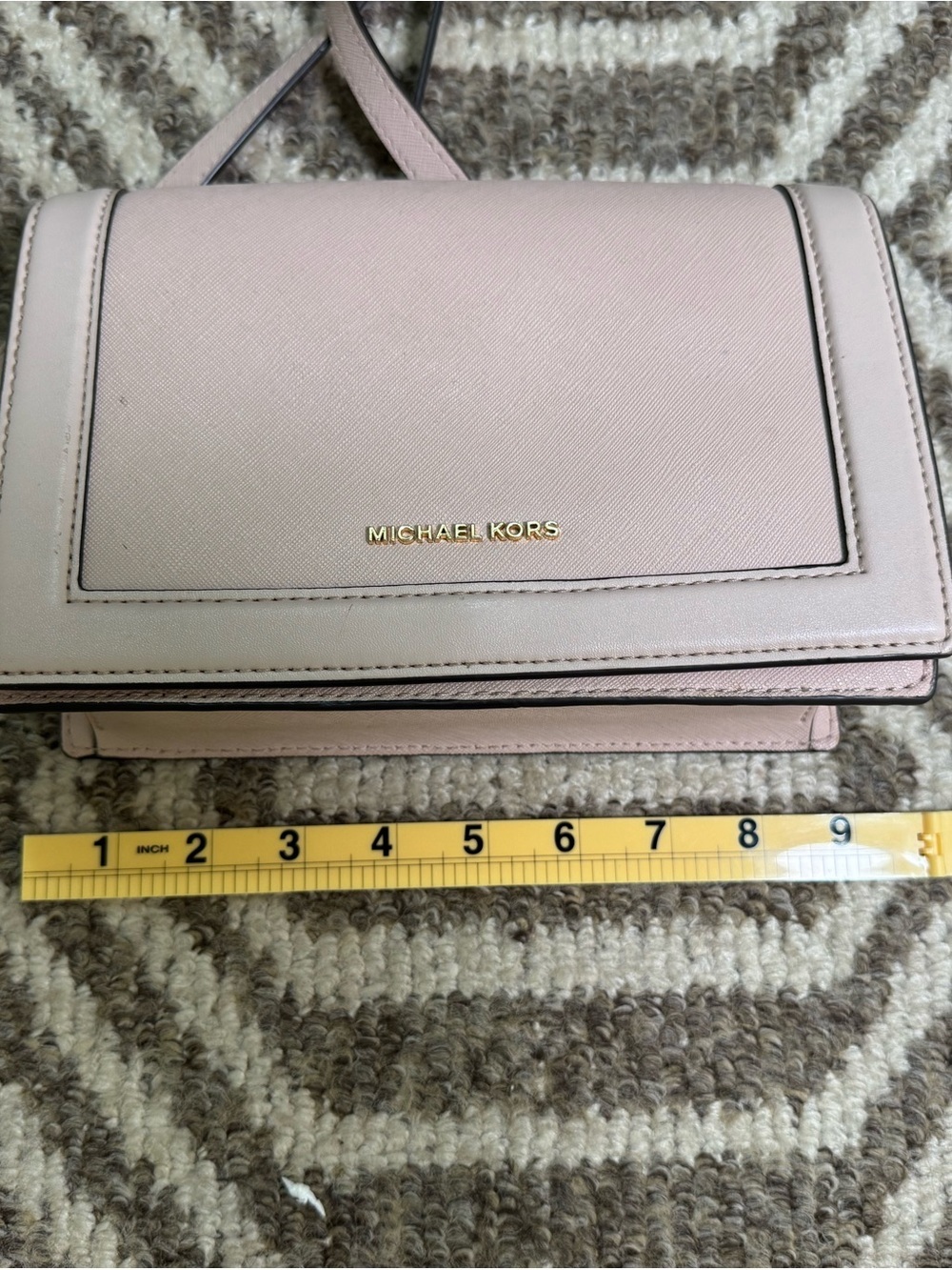 Michael Kors Blush Leather Crossbody Bag with Gold Logo - Picture 5 of 9